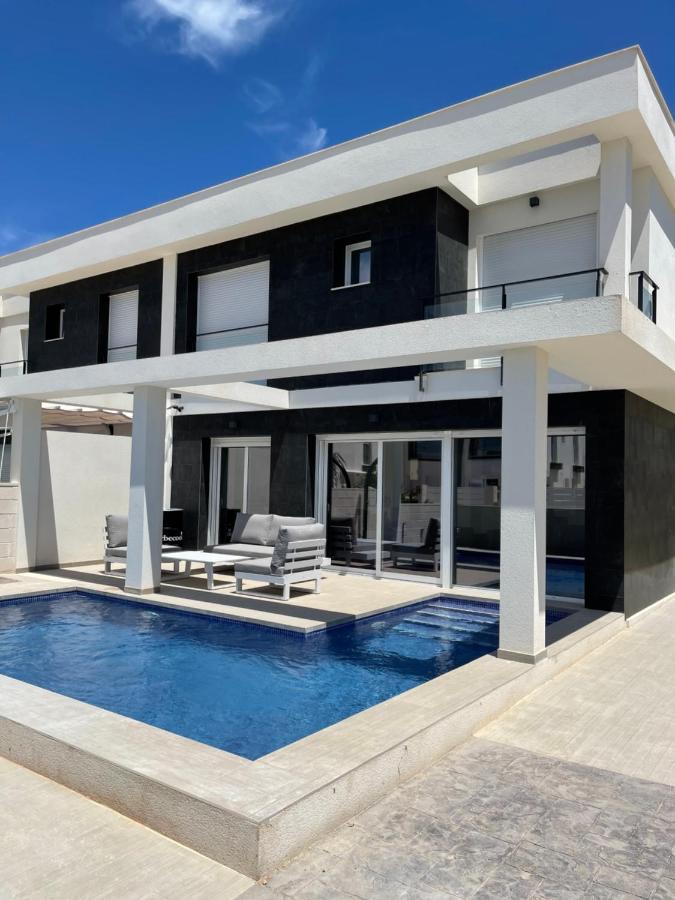 Casa Bos Dolpfin Wellness Luxury Entire Villa Pool & Jacuzzi Gran Alacant Near Beach Puerto Marino Bagian luar foto